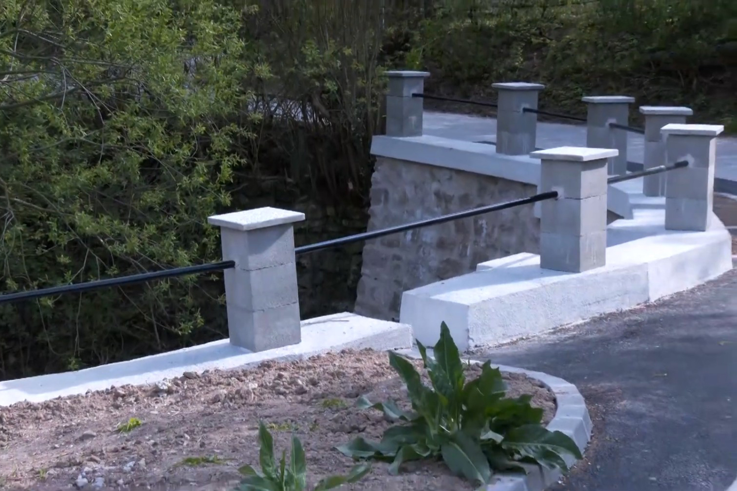 Sátoraljaújhely: Megújult a Szár-hegy utcai kőhíd